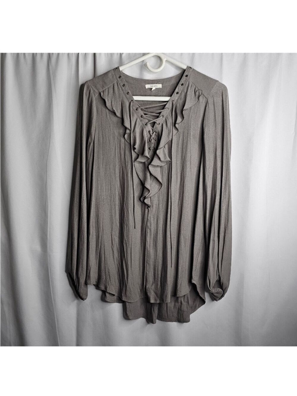 Pleione Gray Ruffle Blouse Long Sleeve M EUC